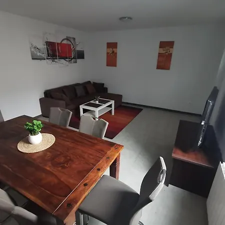 Superbe Spacieux Et Tres Bien Situe *