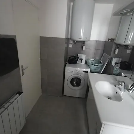Superbe Spacieux Et Tres Bien Situe Apartament *